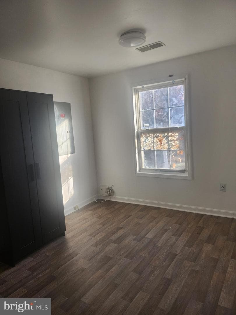 2010 Trenton Place SE photo 11