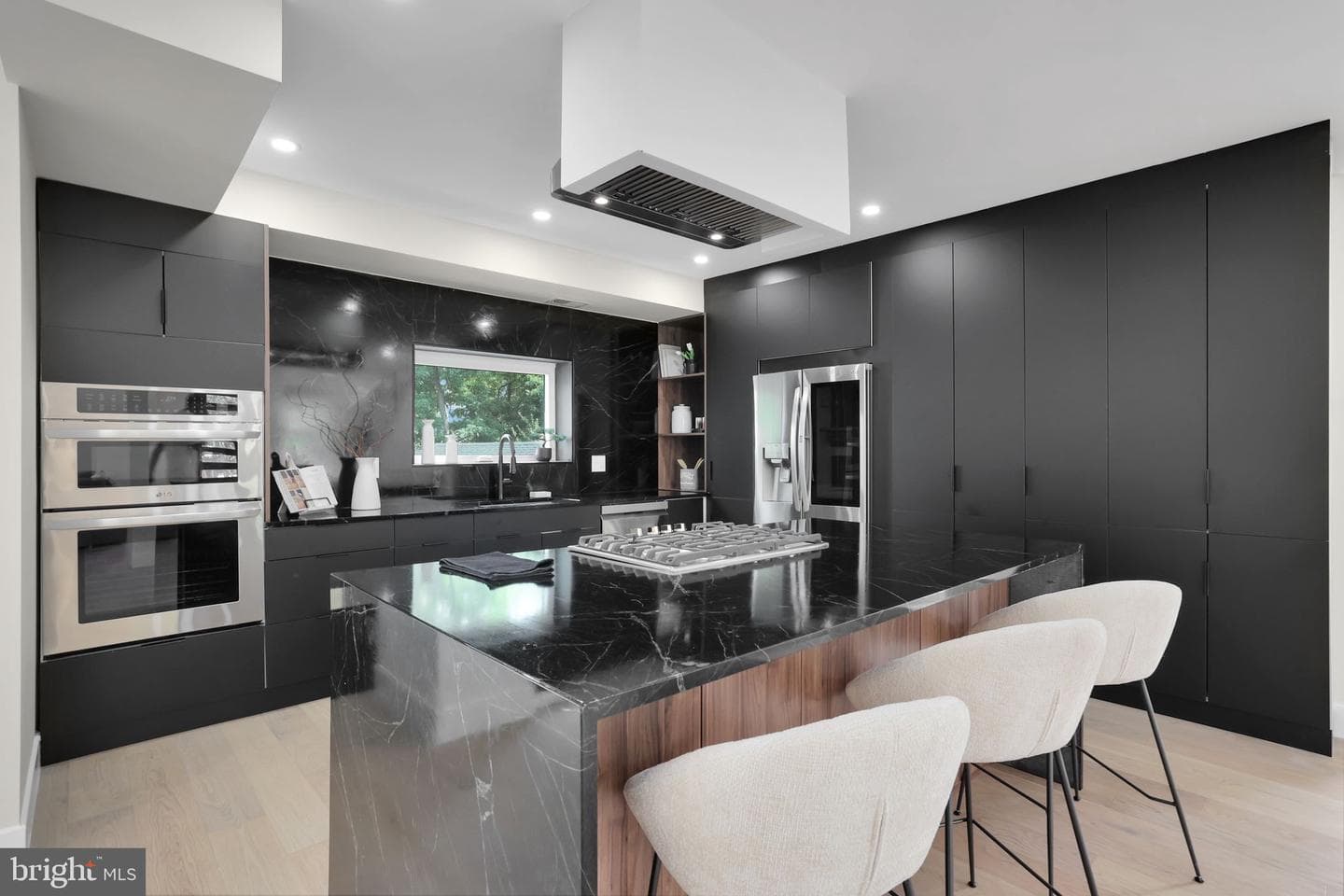 3141 24th Street NE photo 17