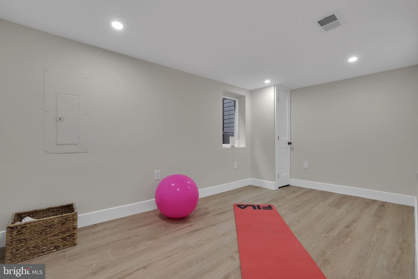3141 24th Street NE photo 61