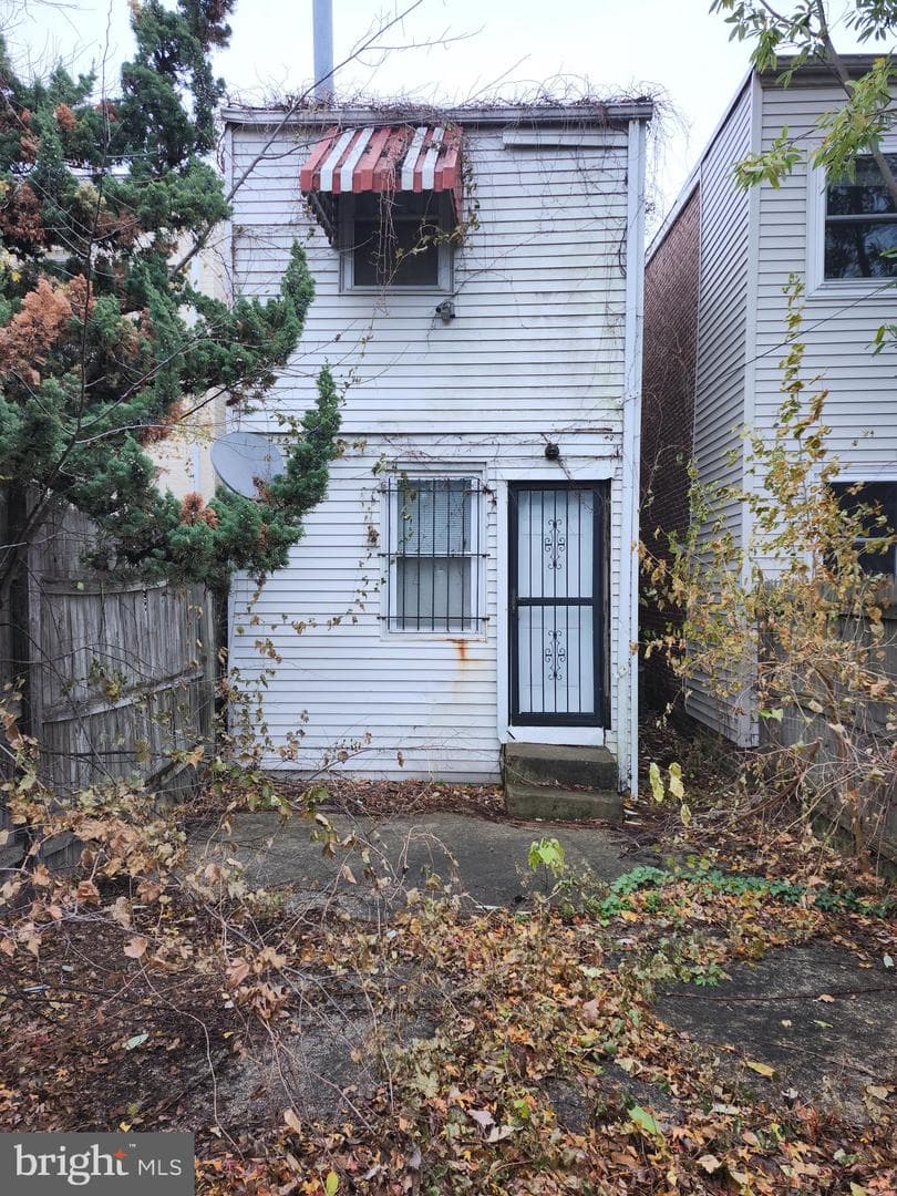 2238 12th Street NW photo 2