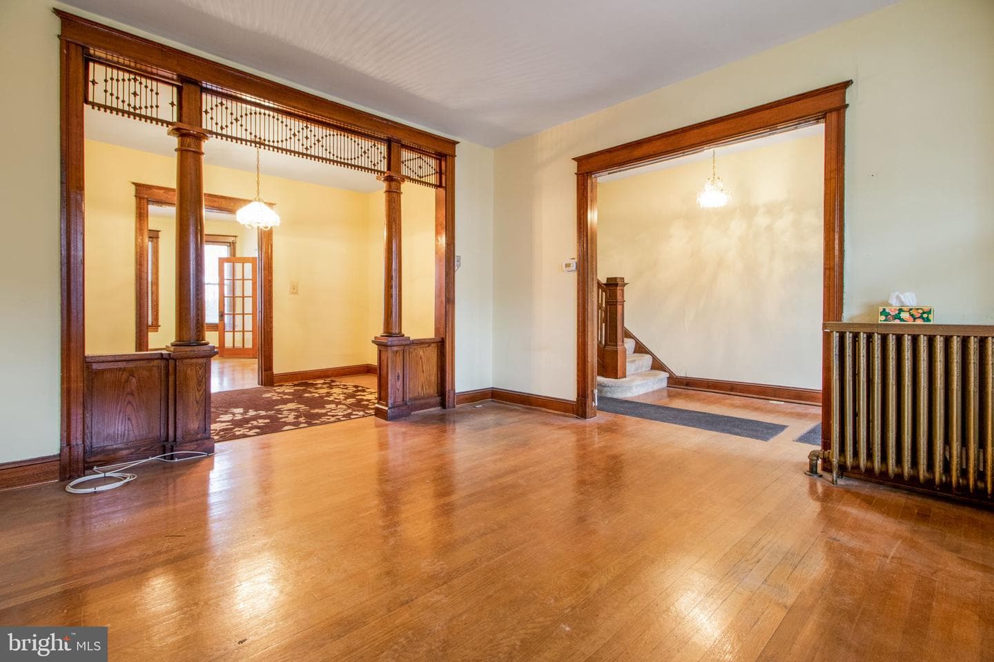 323 10th Street NE photo 10