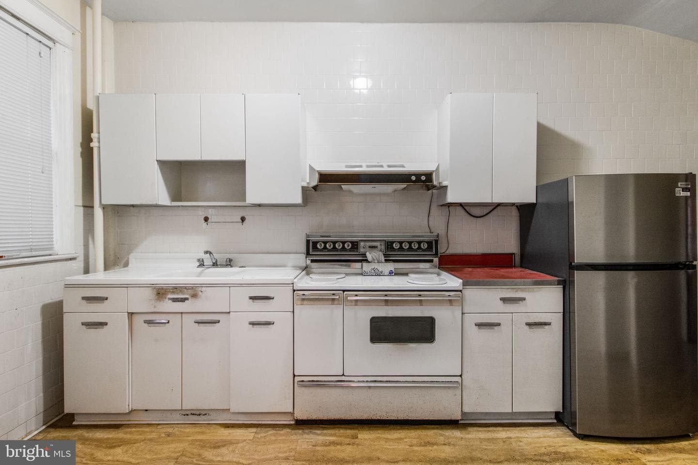 323 10th Street NE photo 15