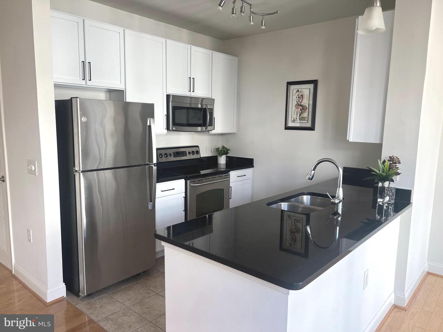 1391 Pennsylvania Avenue SE #312 photo 8