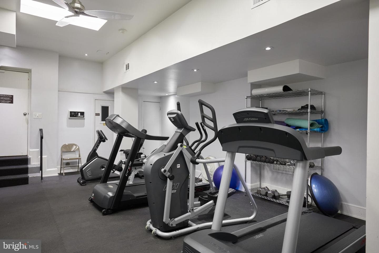 2230 California Street NW #6ae photo 37