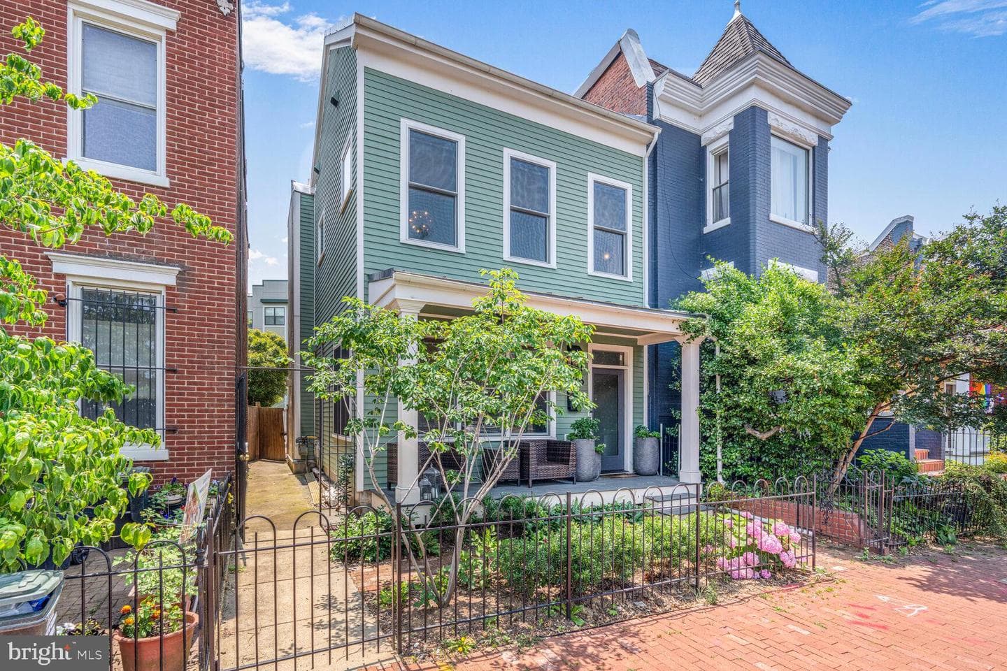 1235 E Street SE photo 28