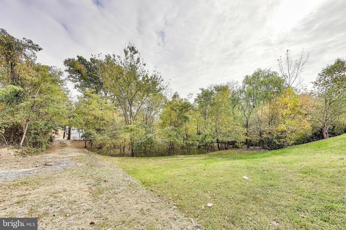 2549 Alabama Avenue SE photo 38