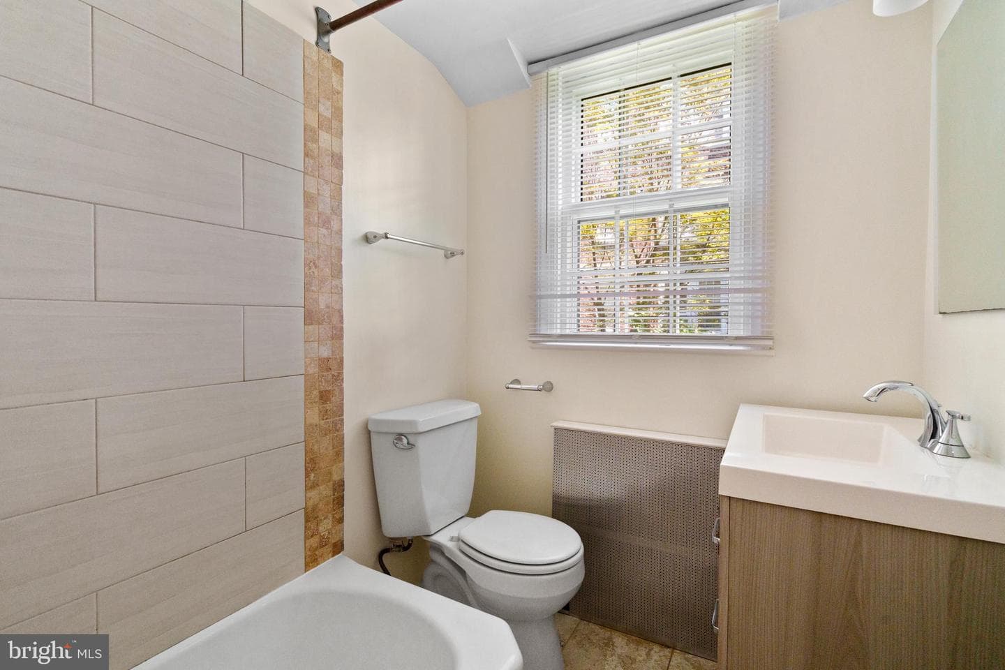 2801 Cortland Place NW #2 photo 14