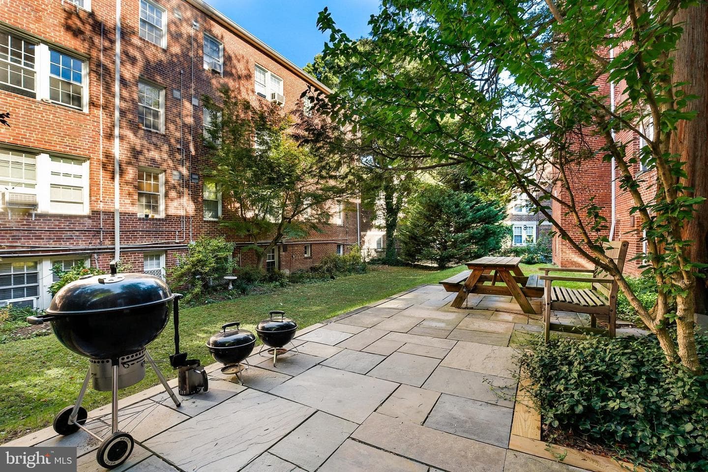 2801 Cortland Place NW #2 photo 18