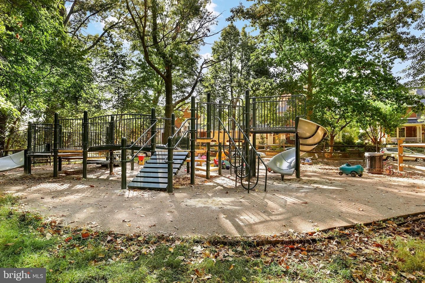 2801 Cortland Place NW #2 photo 20