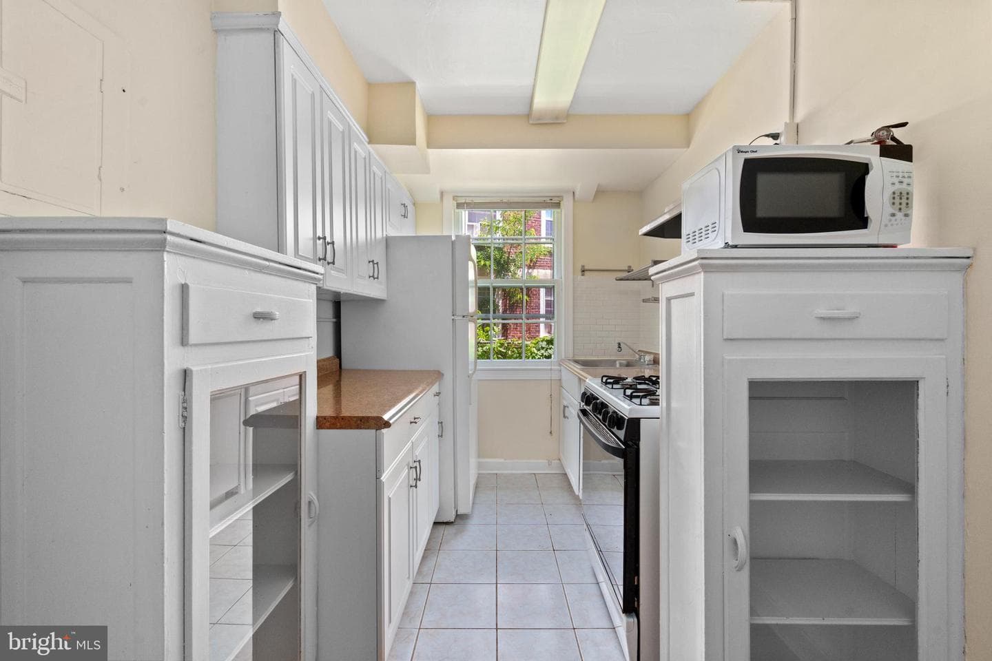 2801 Cortland Place NW #2 photo 7