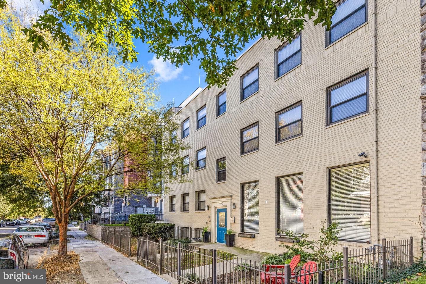 1323 K Street SE #204 photo 31
