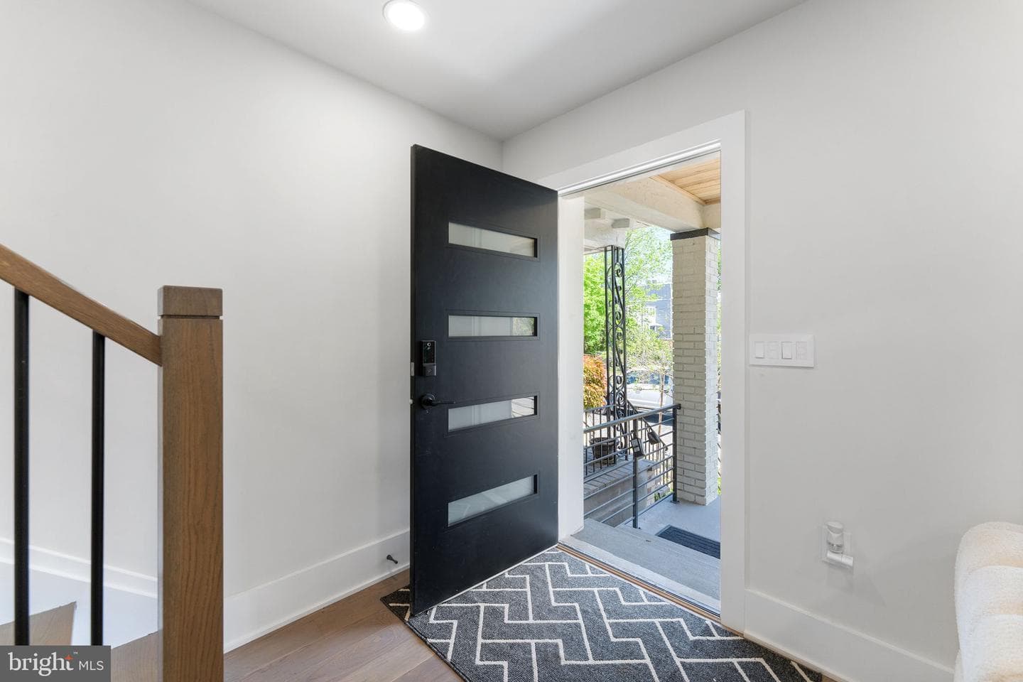 413 18th Street SE photo 9