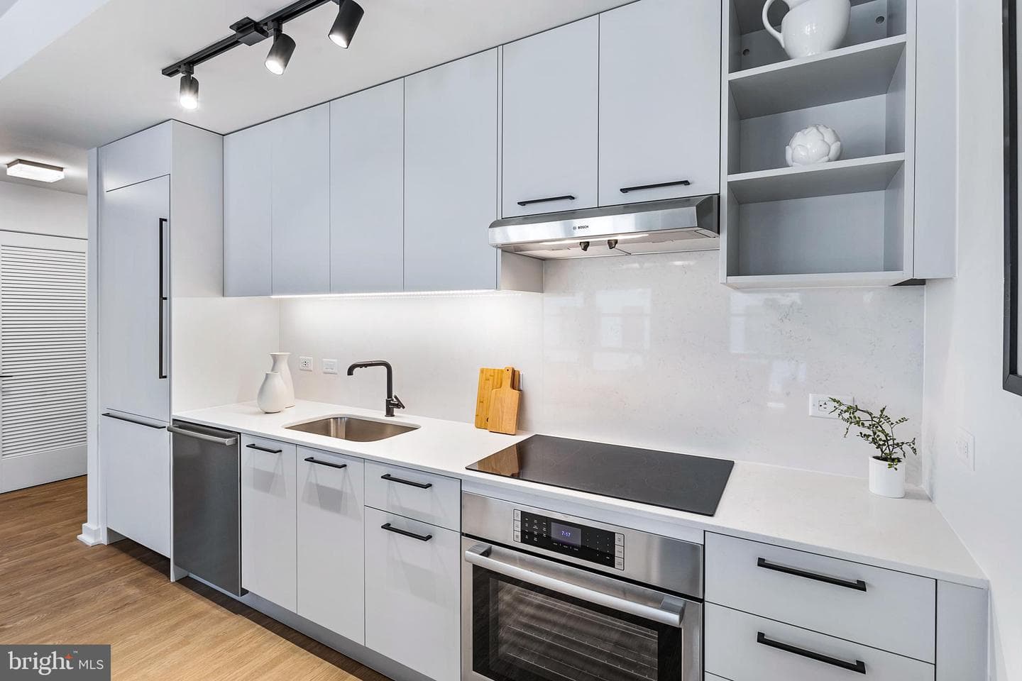 1625 Eckington Place NE #301 photo 10