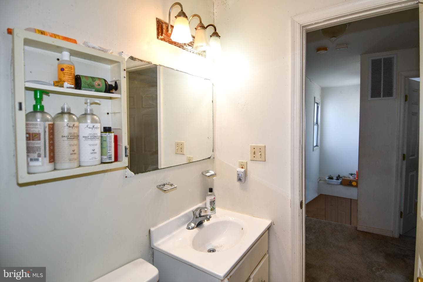 5037 C Street SE photo 21
