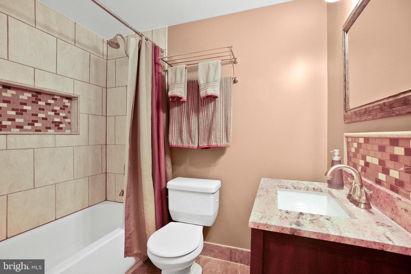 819 4th Street NE photo 25