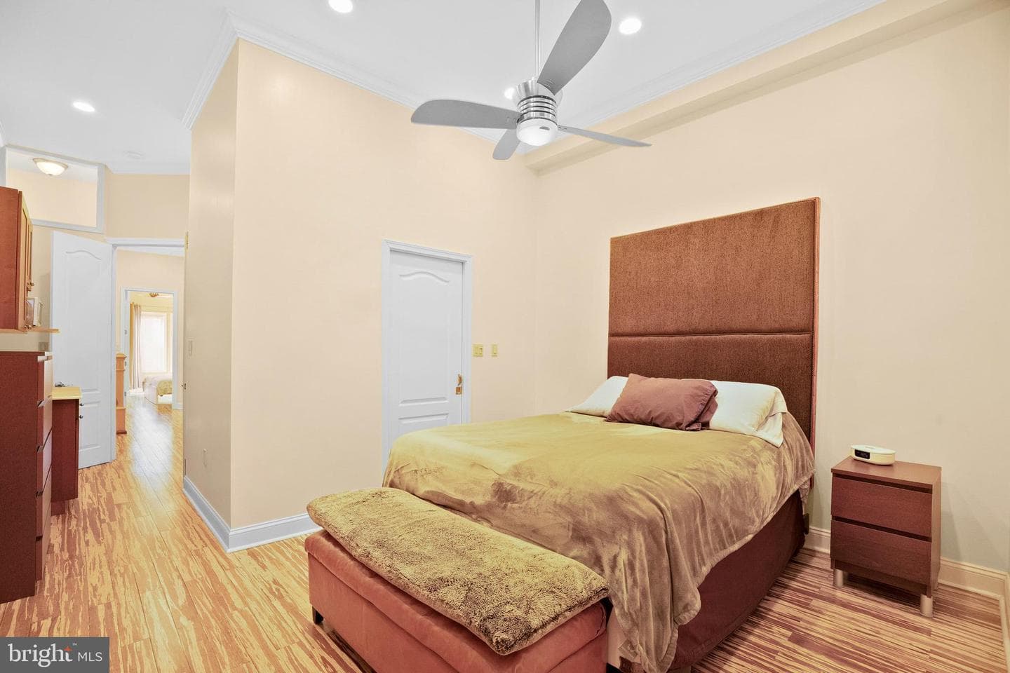 819 4th Street NE photo 39