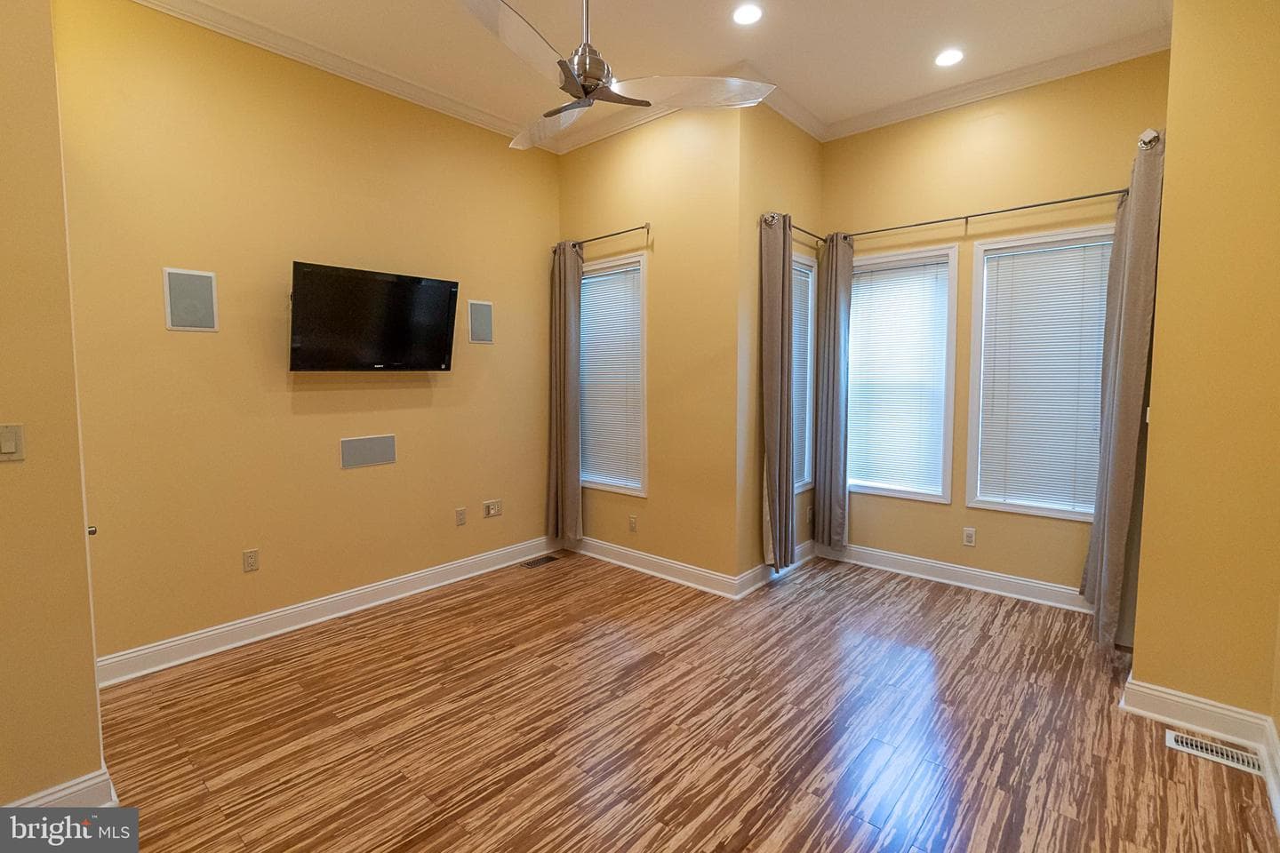 819 4th Street NE photo 50