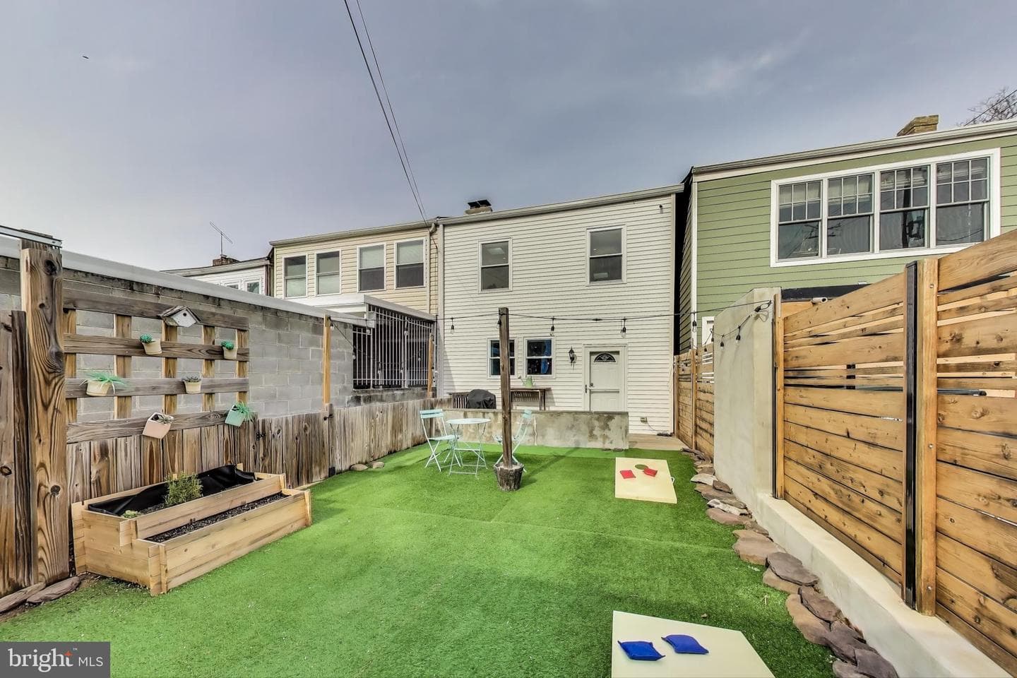 402 Emerson Street NW photo 29