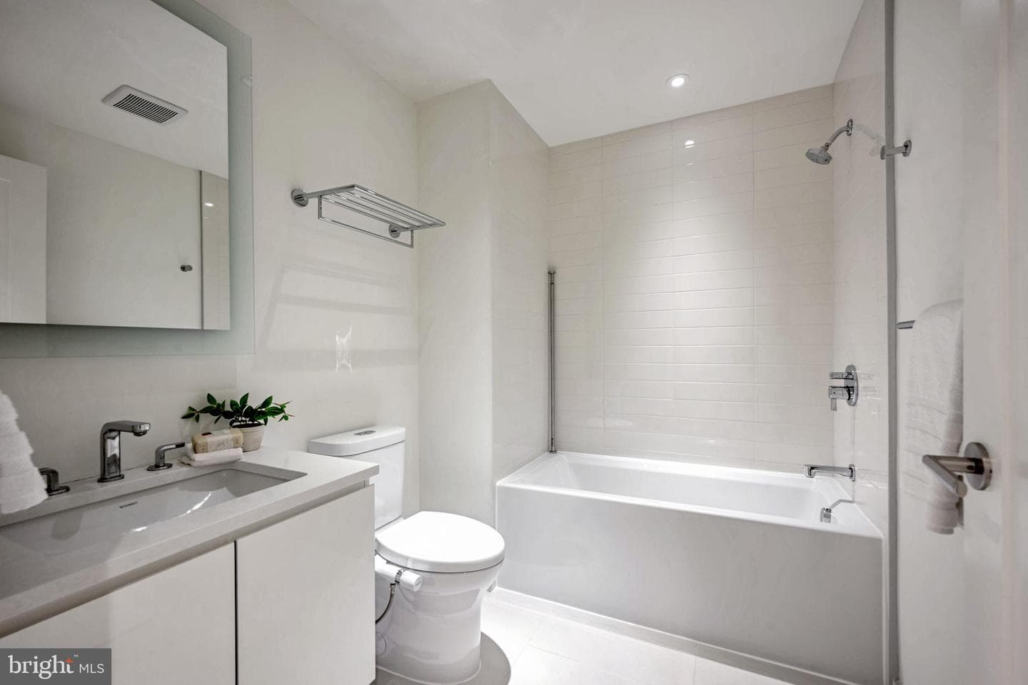 2501 M Street NW #208 photo 20