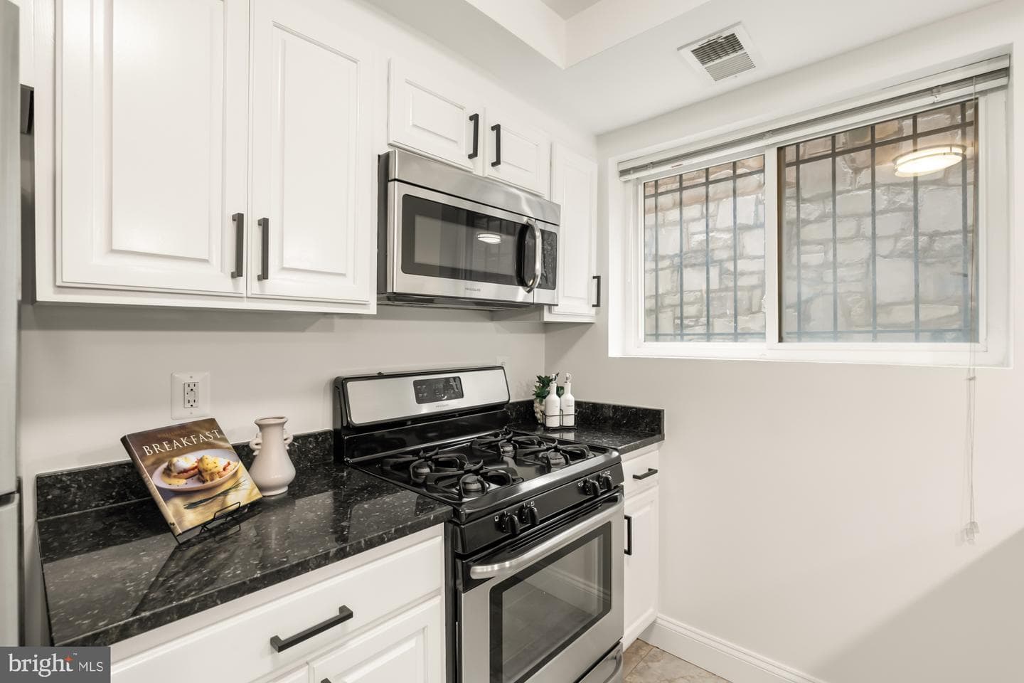 804 Taylor Street NW #105 photo 12