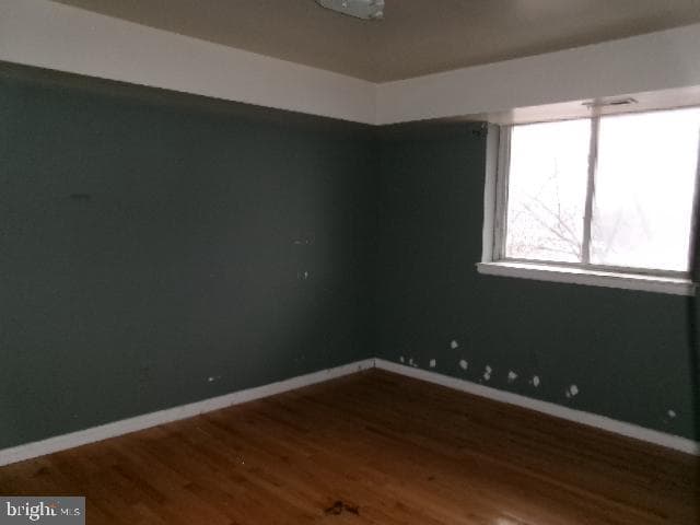 2656 Bowen Road SE #403 photo 9