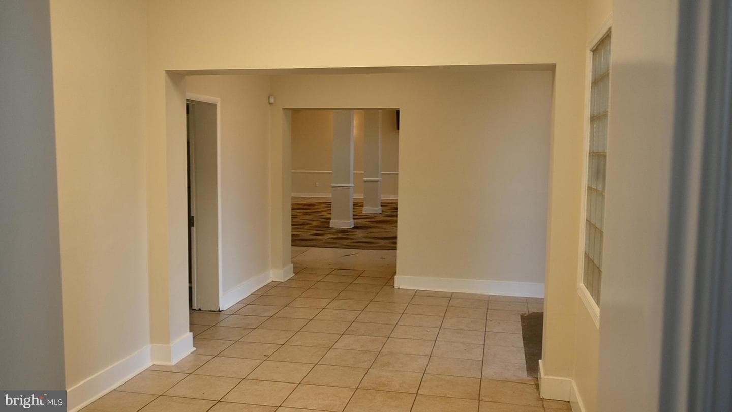 2715 22nd Street NE photo 2