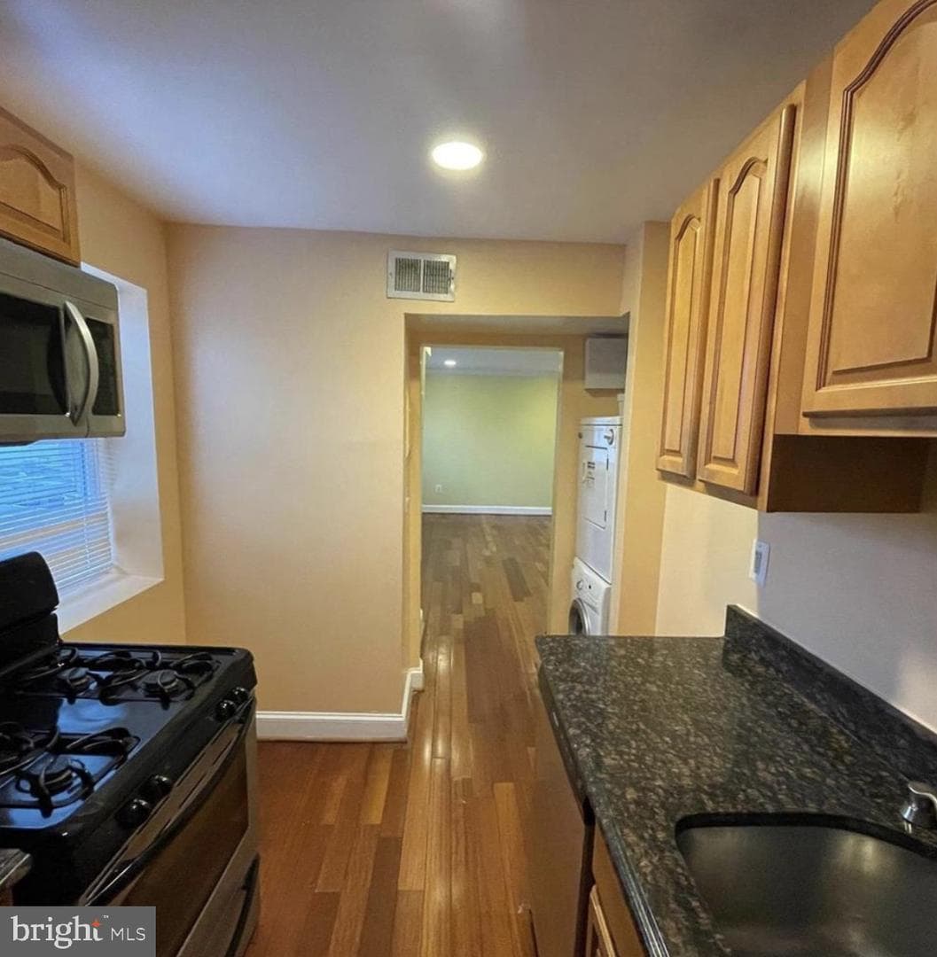 3868 9th Street SE #202 photo 2