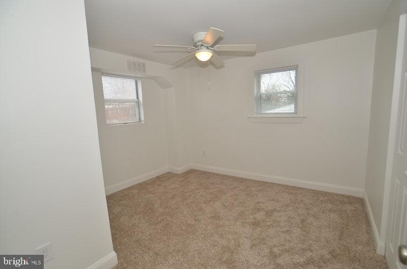 1520 Montana Avenue NE photo 22