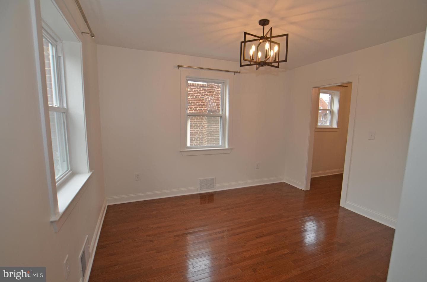 1520 Montana Avenue NE photo 25