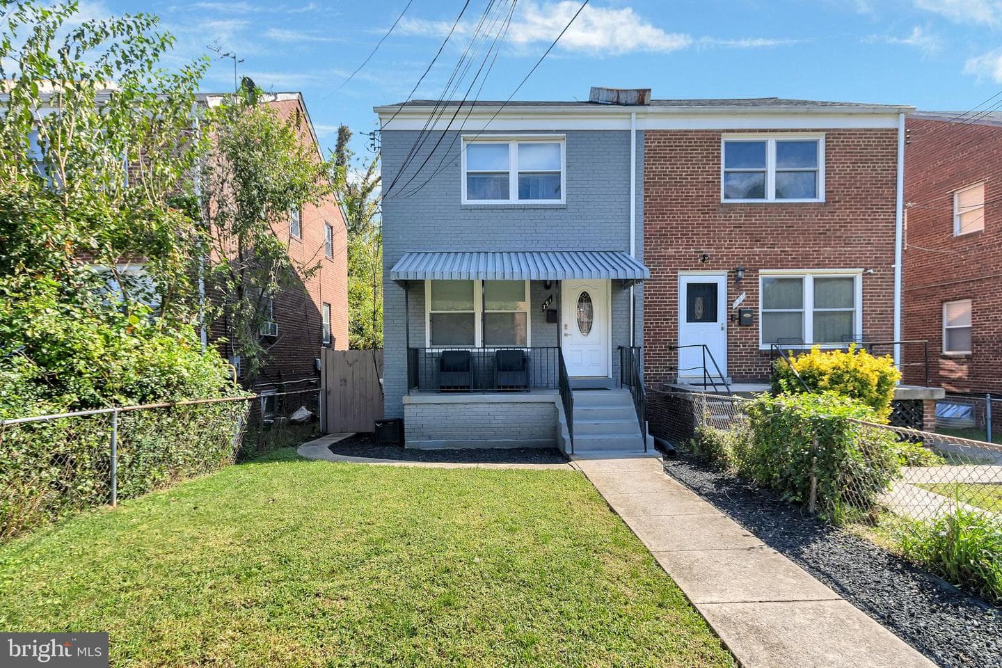 791 Barnaby Road SE photo 1