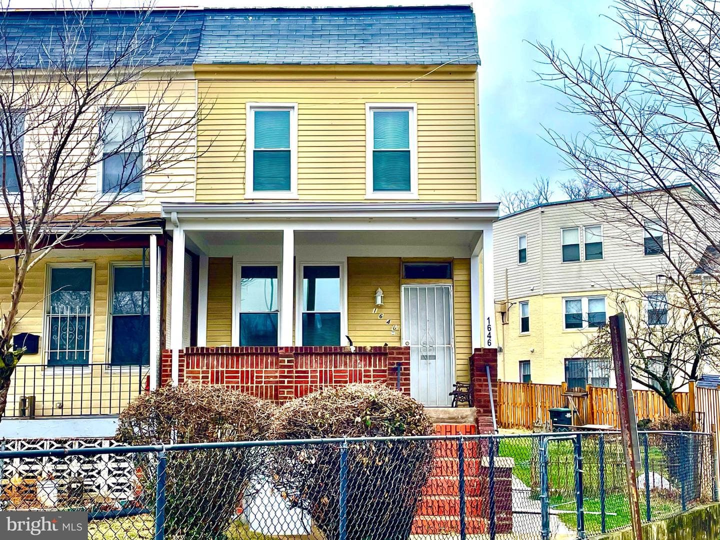 1646 Trinidad Avenue NE photo 3