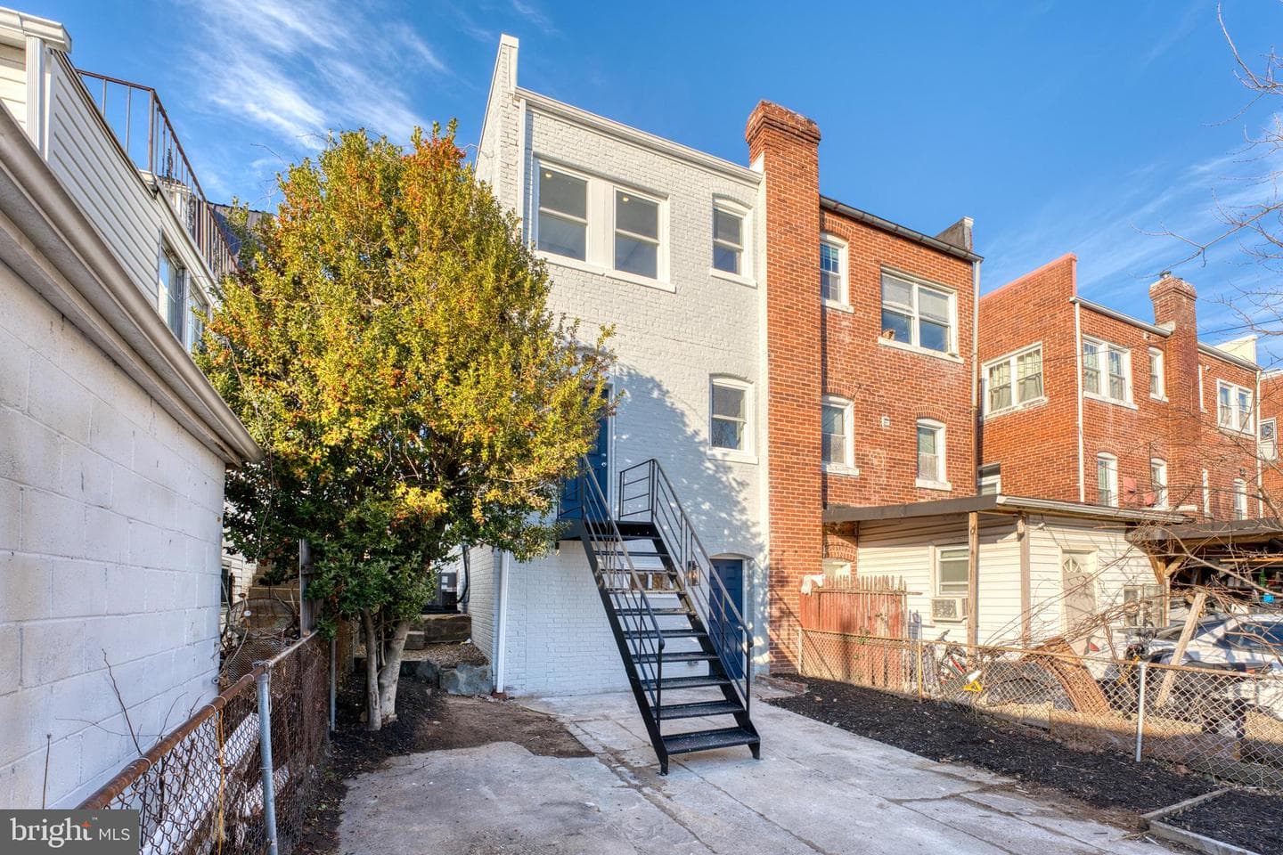 828 Underwood Street NW photo 33