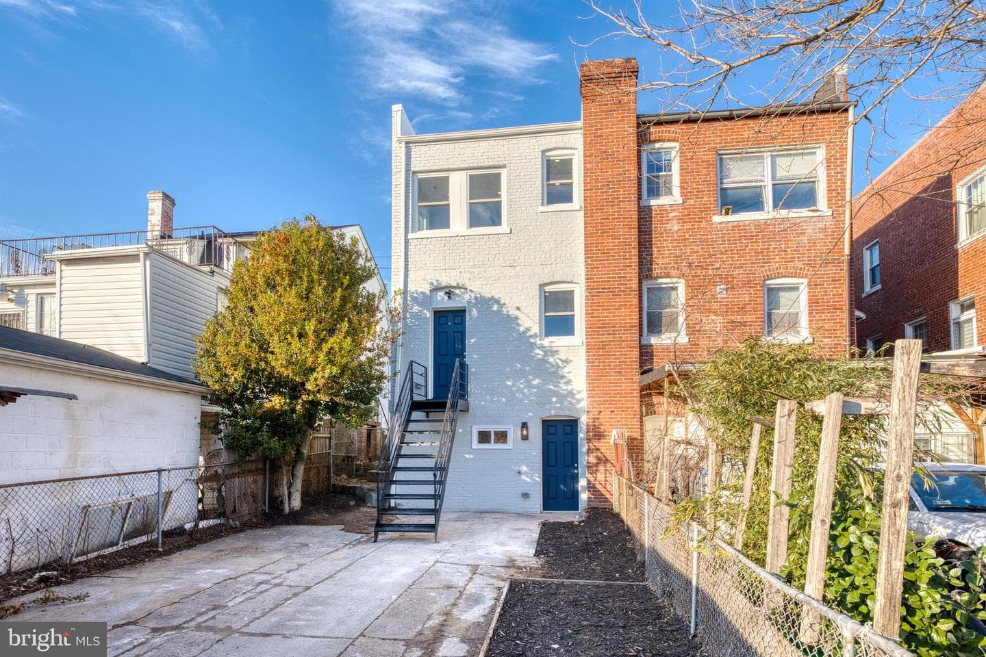828 Underwood Street NW photo 34