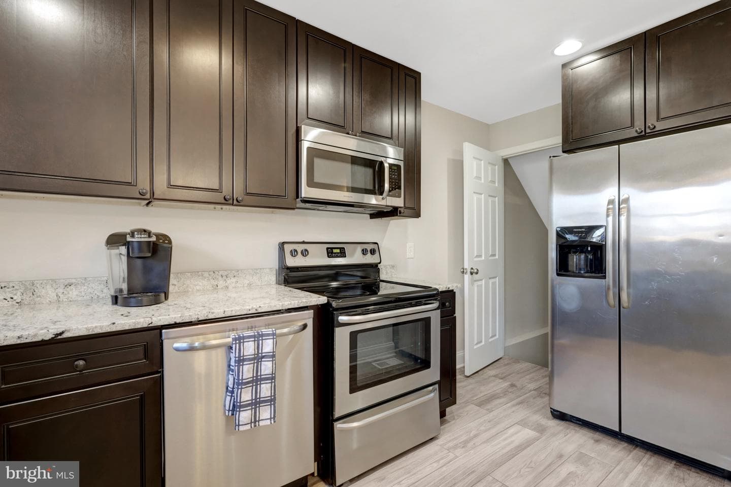 1486 Bangor Street SE photo 10