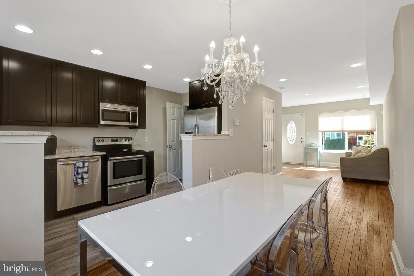 1486 Bangor Street SE photo 11