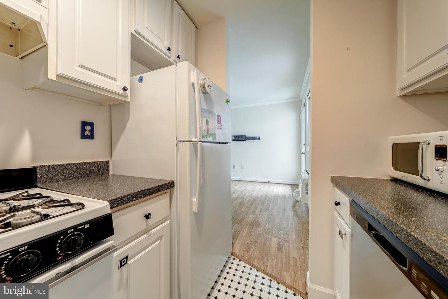1420 Clifton Street NW #302 photo 13
