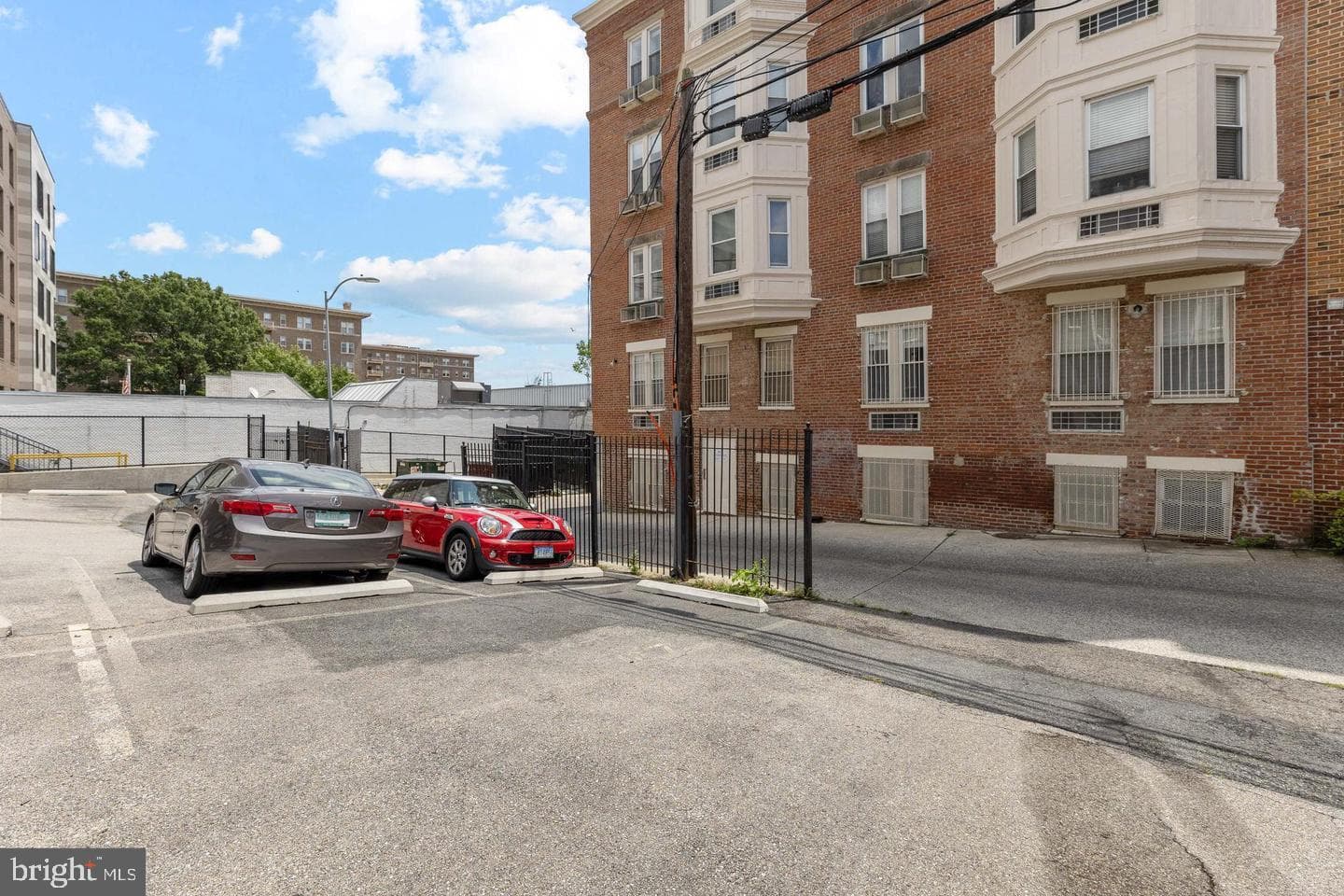 1420 Clifton Street NW #302 photo 32