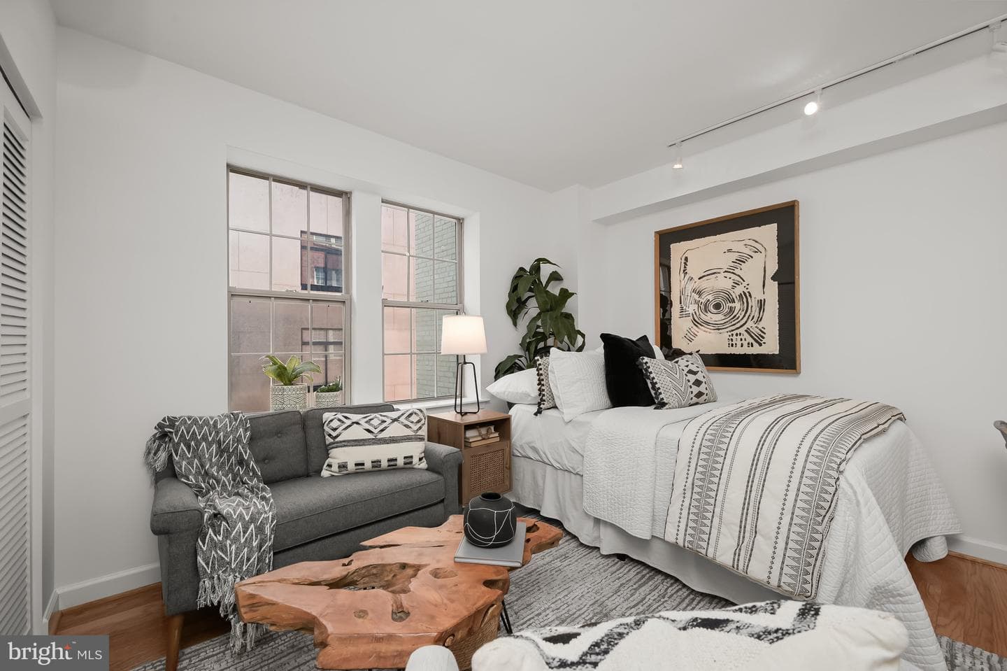 1314 Massachusetts Avenue NW #607 photo 4