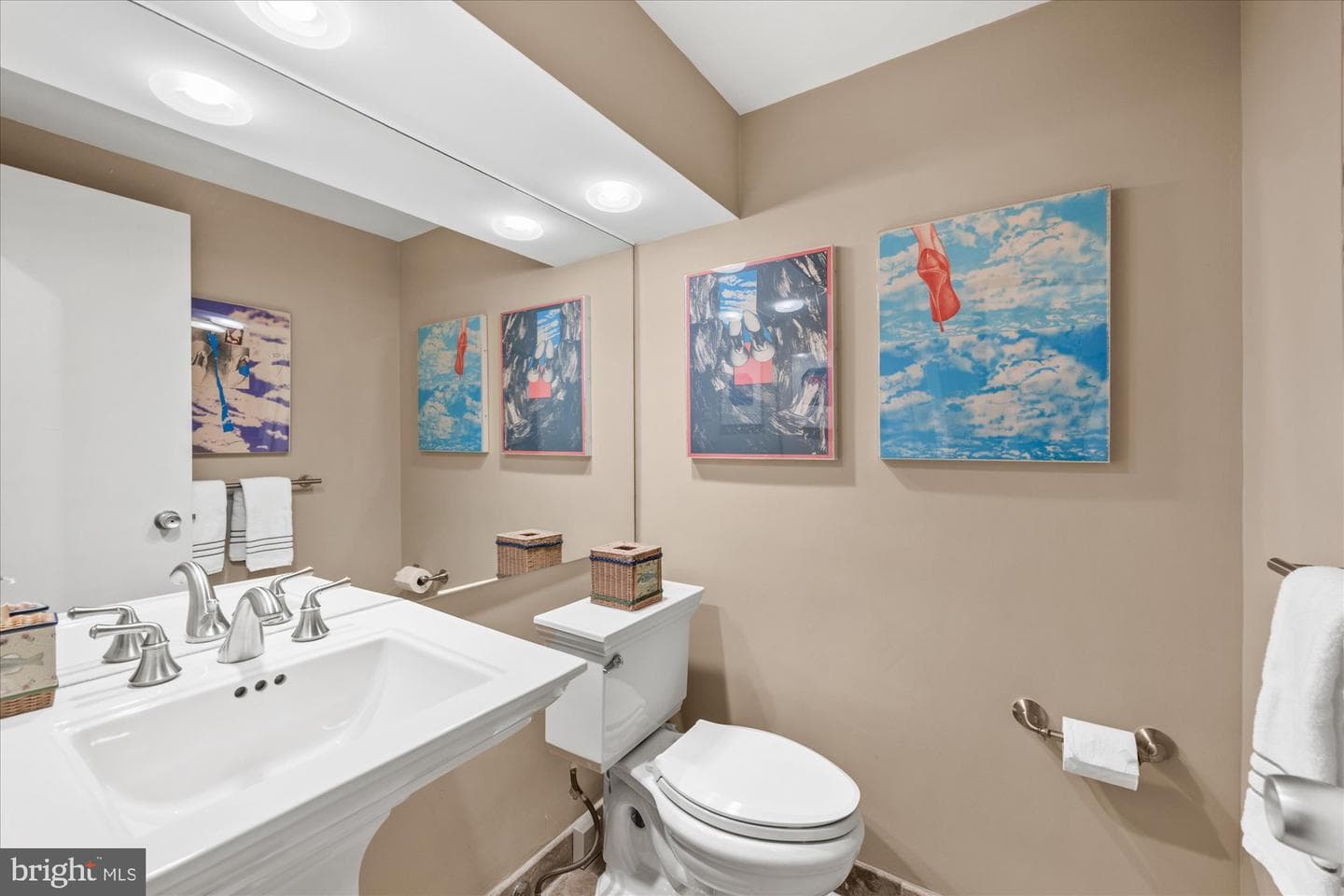 4100 Cathedral Avenue NW #ph2 photo 13