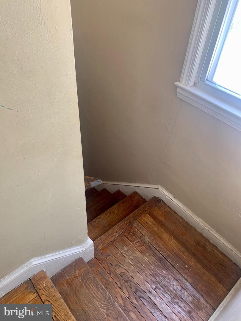 315 Quackenbos Street NE photo 24