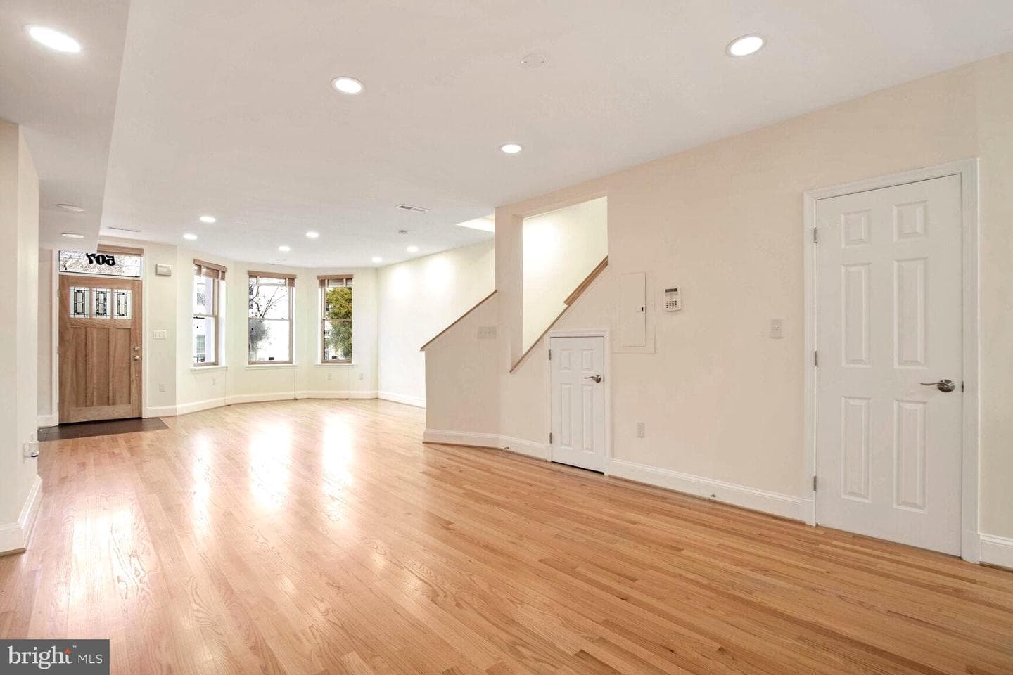 507 G Street NE photo 12