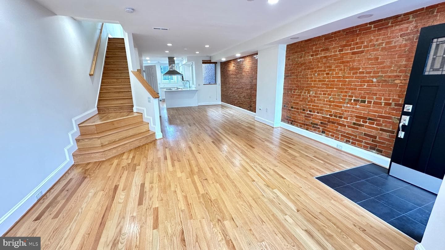 507 G Street NE photo 14