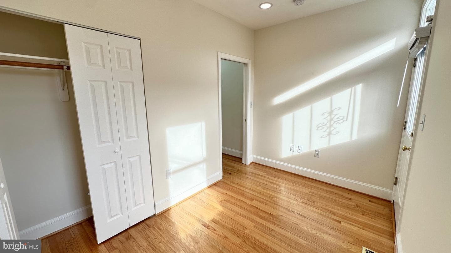 507 G Street NE photo 35