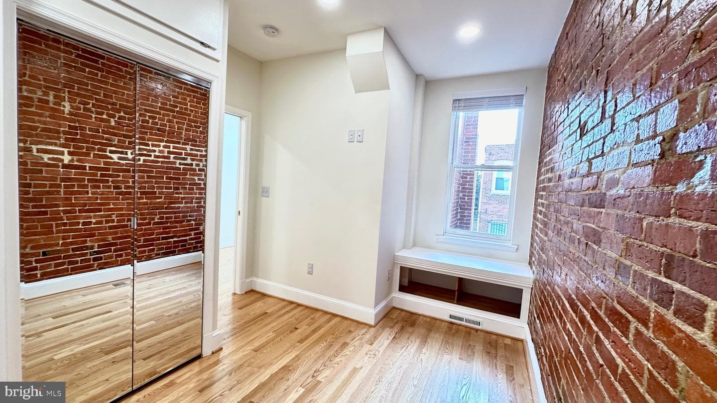 507 G Street NE photo 41