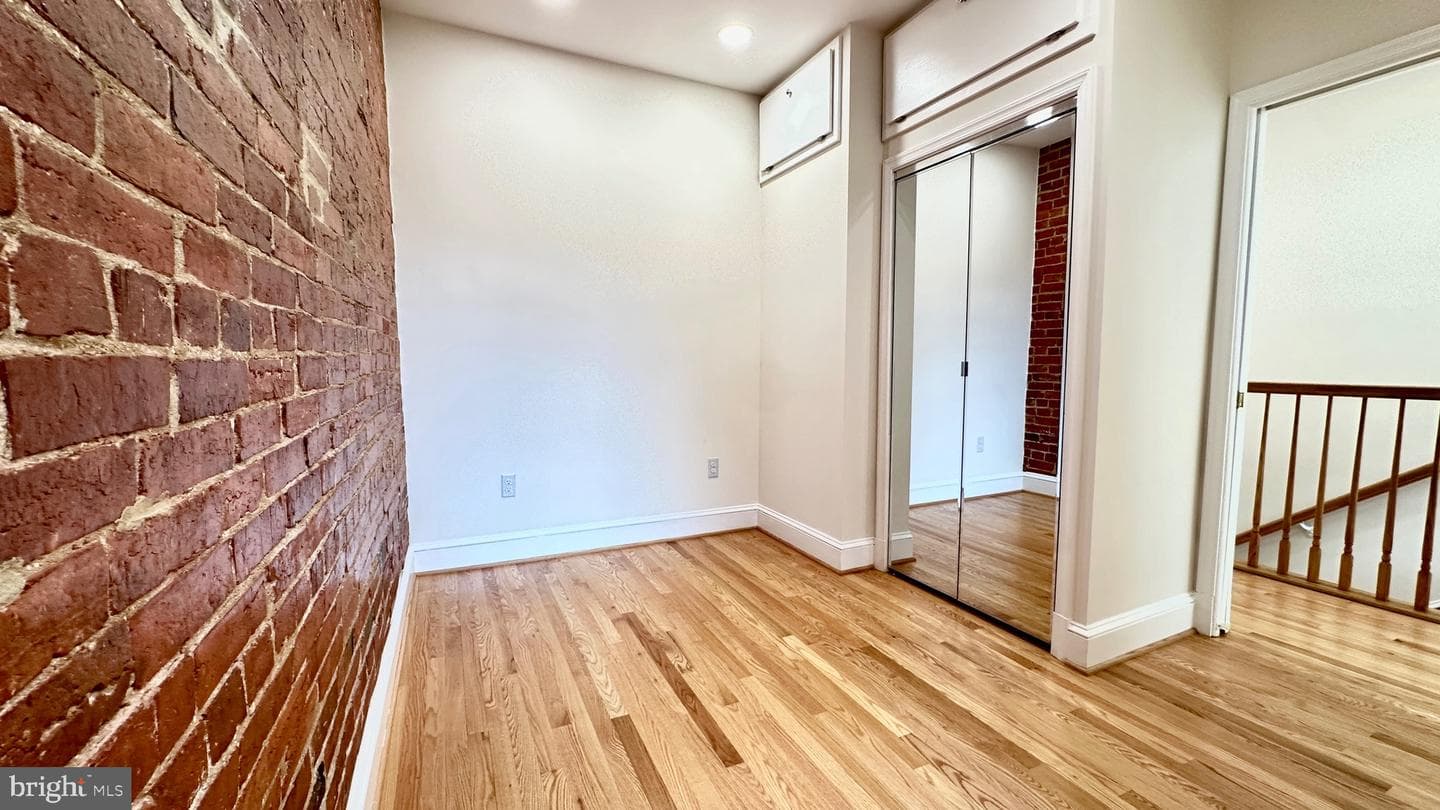 507 G Street NE photo 42