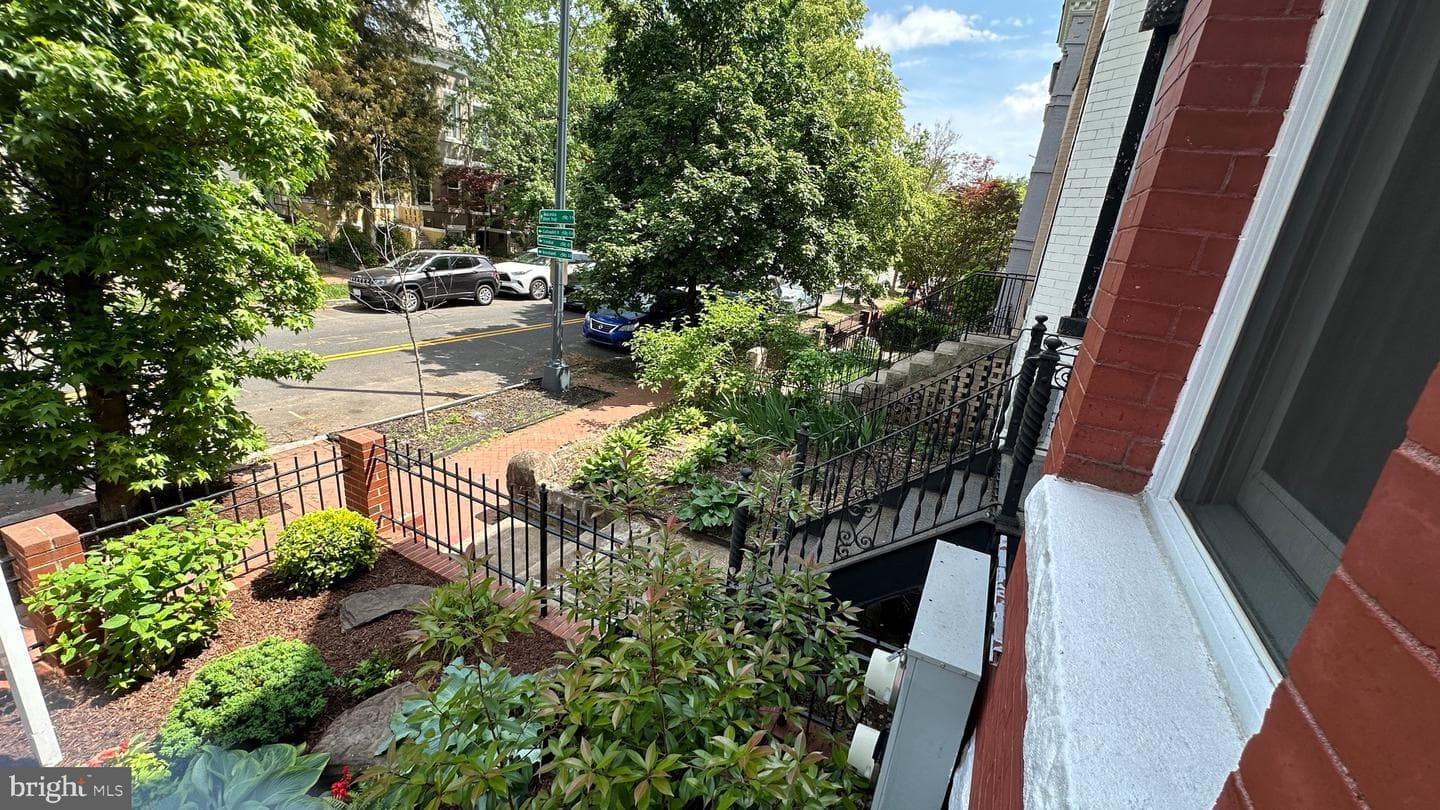 507 G Street NE photo 59