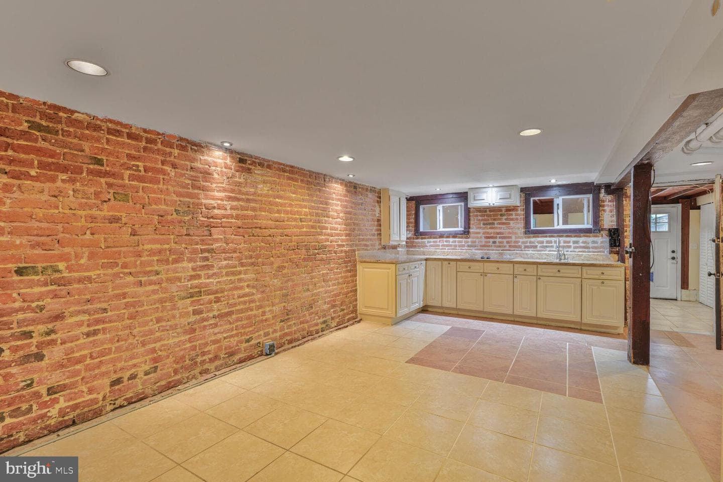62 Channing Street NW photo 20