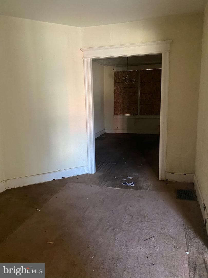 1505 E SE photo 2