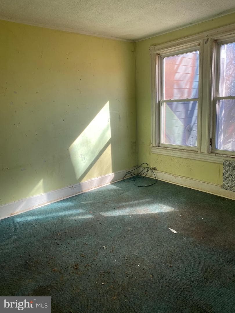 1505 E SE photo 5