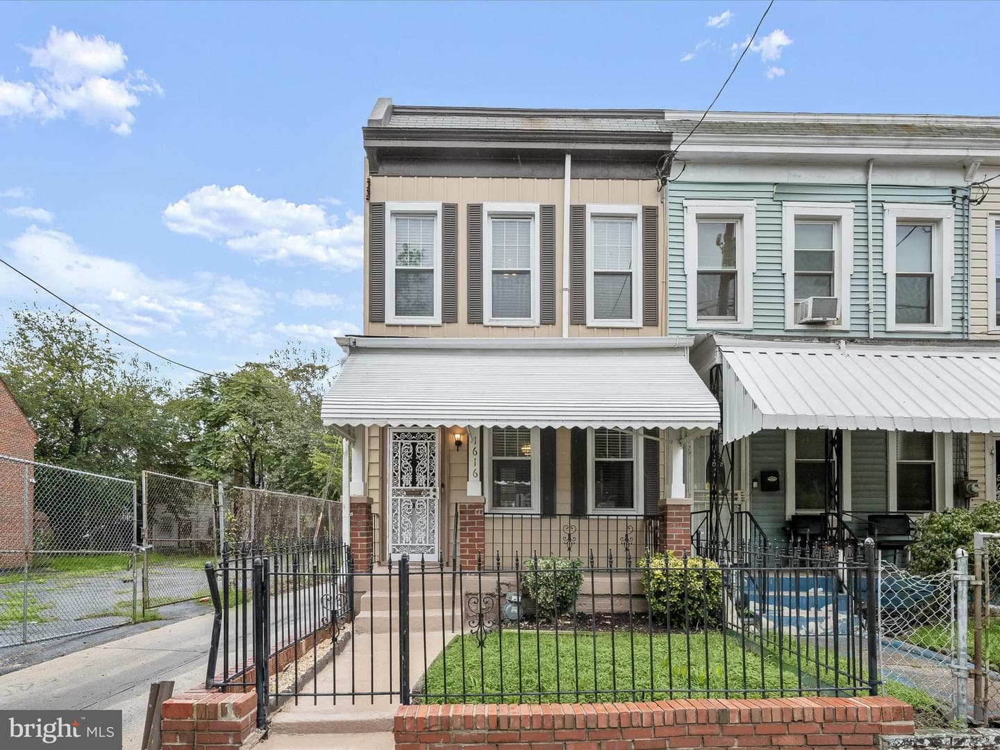 1616 T Street SE photo 1